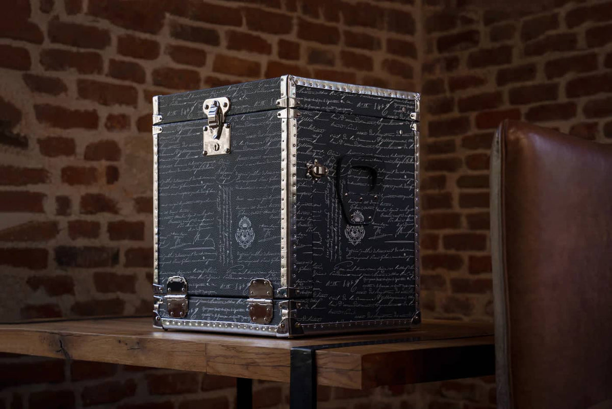 Watch Winder - Parchment Togo Navy Blue-3-Le Remontoir