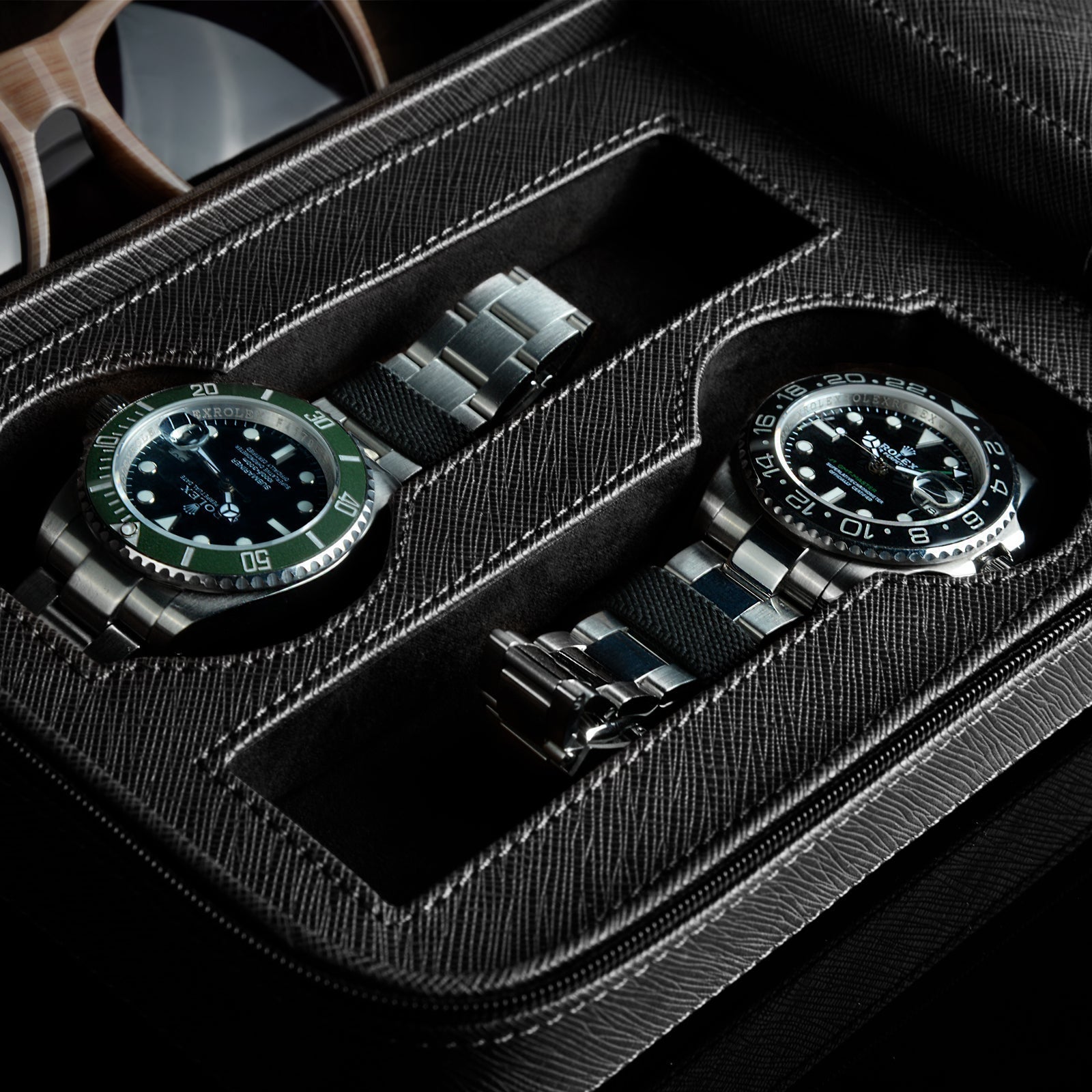 Watch Box - Saffiano Black Lifestyle-7-Le Remontoir